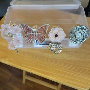 Set of 4 Wallflowers